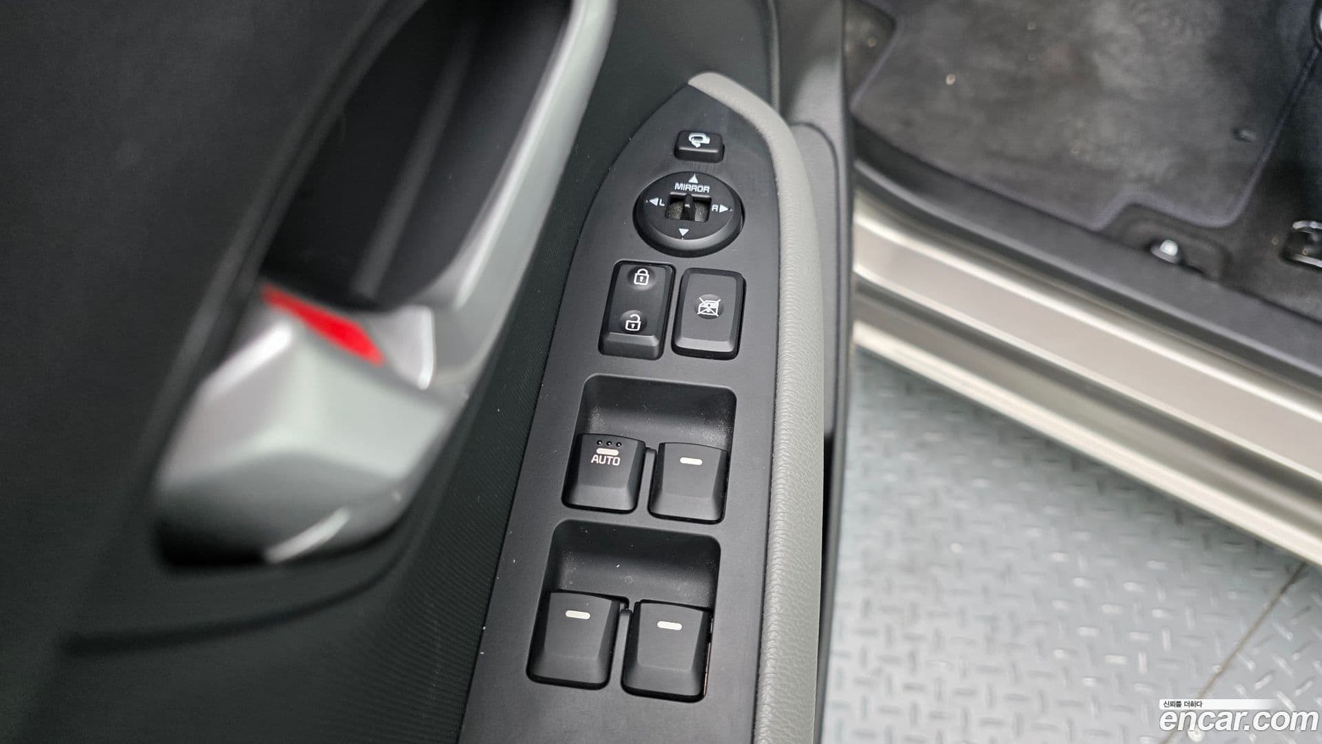 Main__Slider__Photo:RAY Kia 2020.0-13