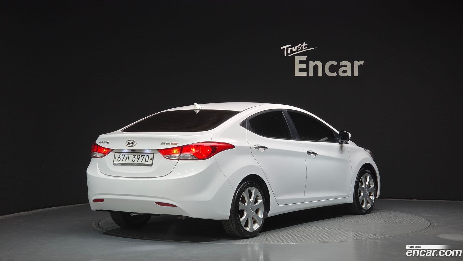 Main__Slider__Photo:AVANTE Hyundai 2012.2-1