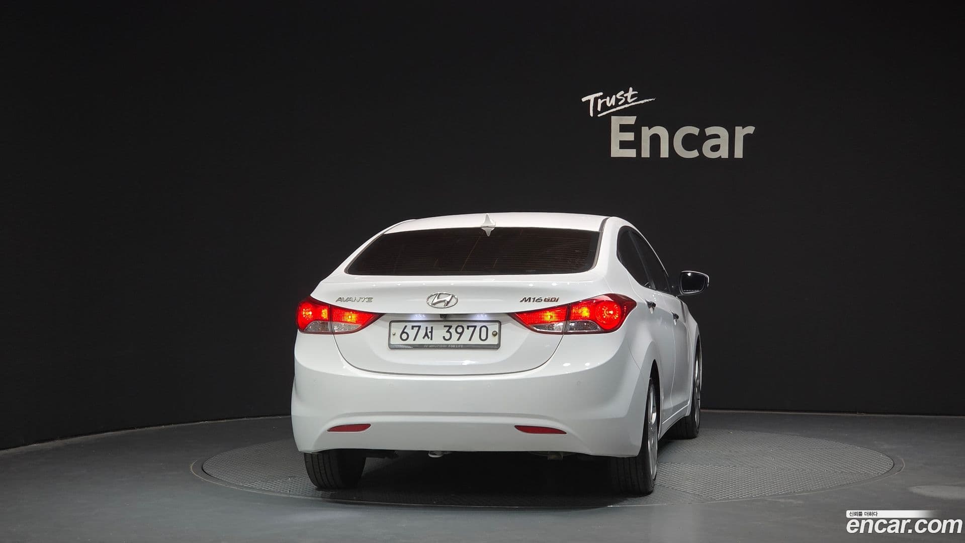 Main__Slider__Photo:AVANTE Hyundai 2012.2-3