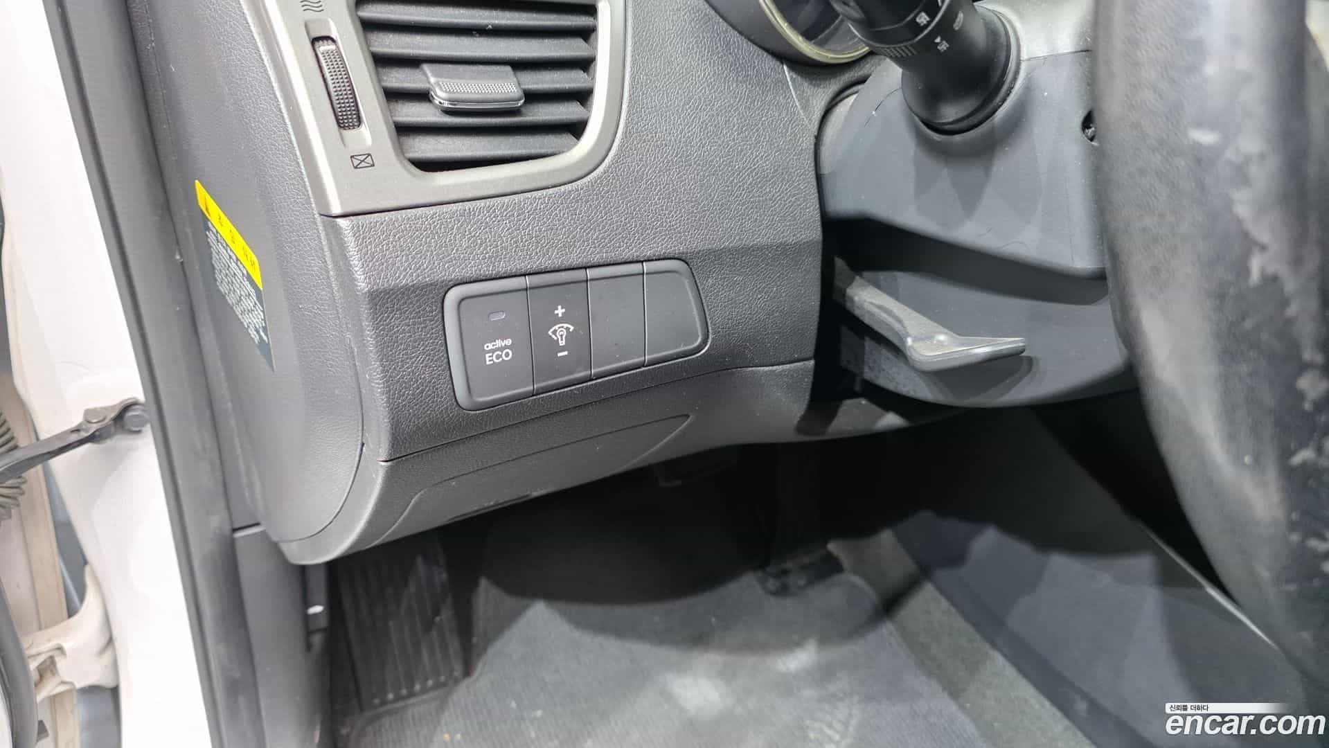 AVANTE Hyundai 2012.2-OPTION-019