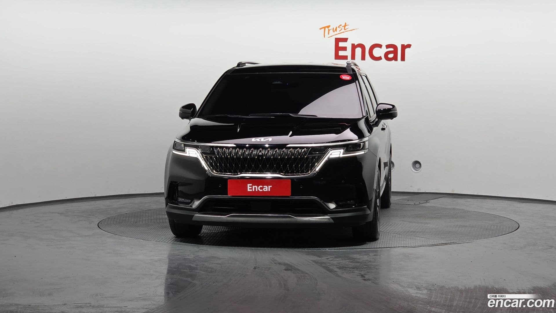 Main__Slider__Photo:Canival Kia 2023.5-2