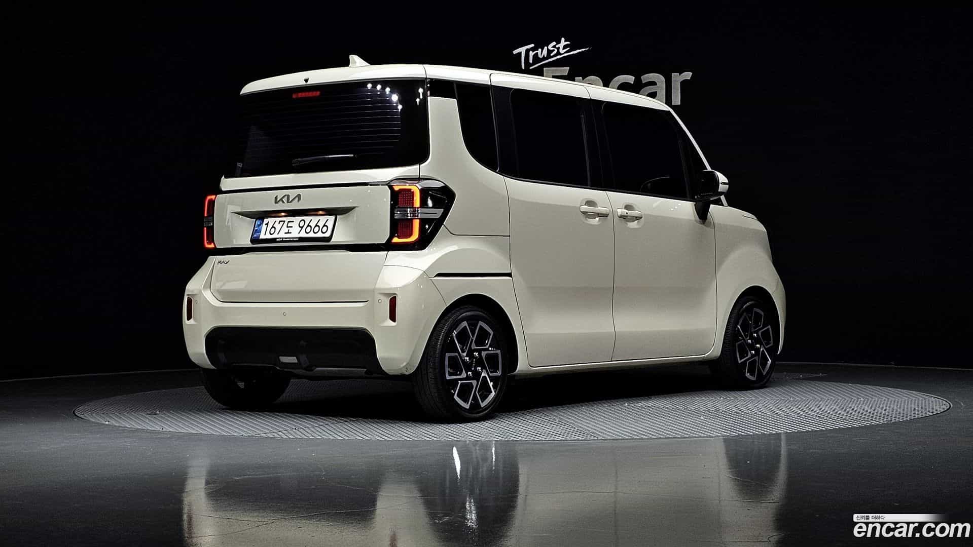 RAY Kia 2022.8-OUTER-002