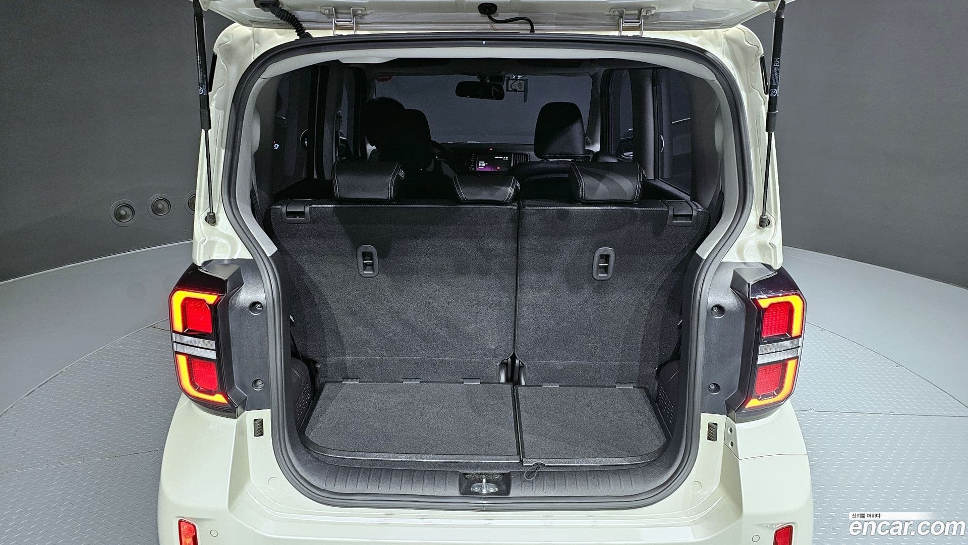 Main__Slider__Photo:RAY Kia 2022.8-19