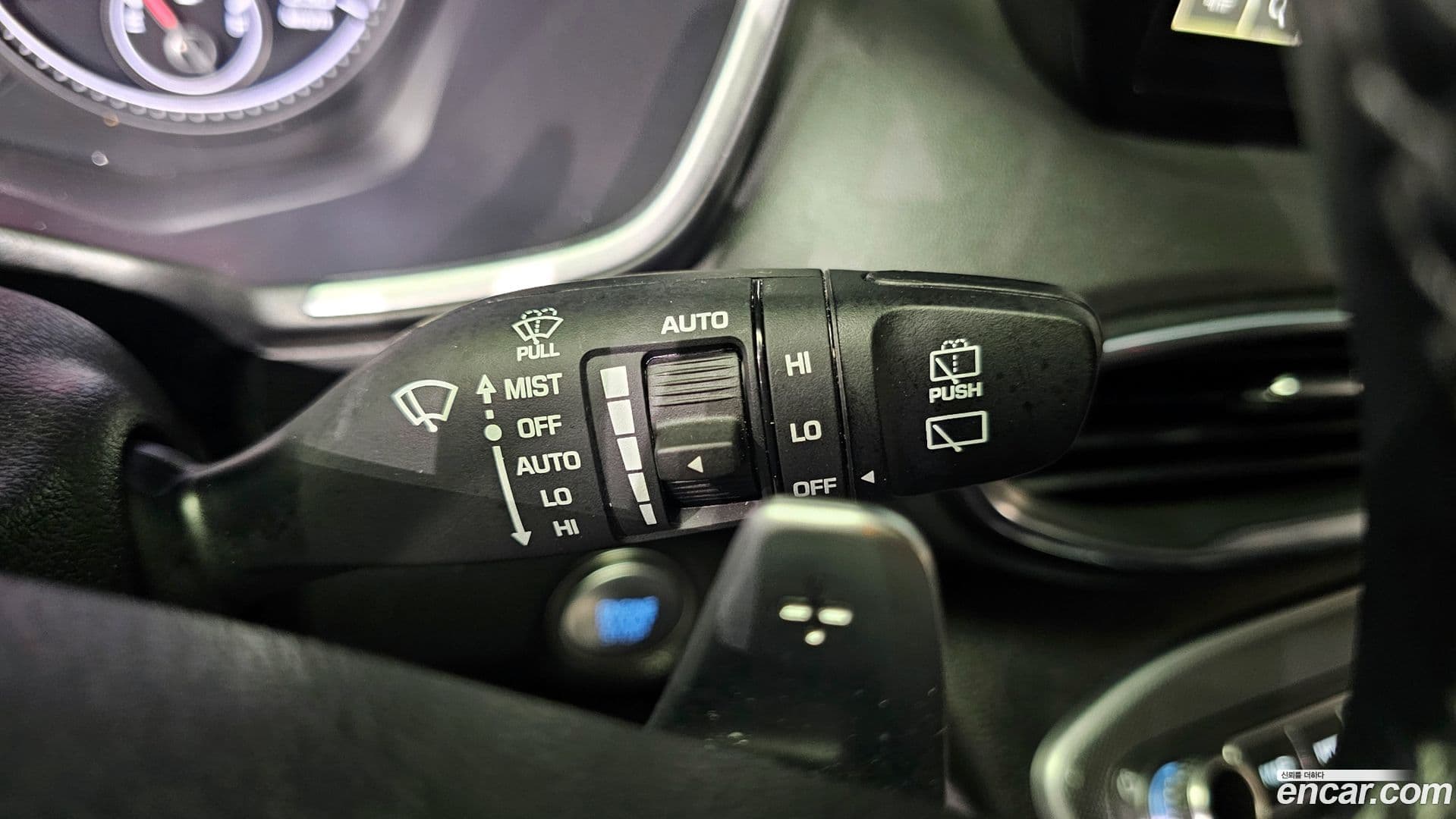 Main__Slider__Photo:Santafe Hyundai 2022.7-15