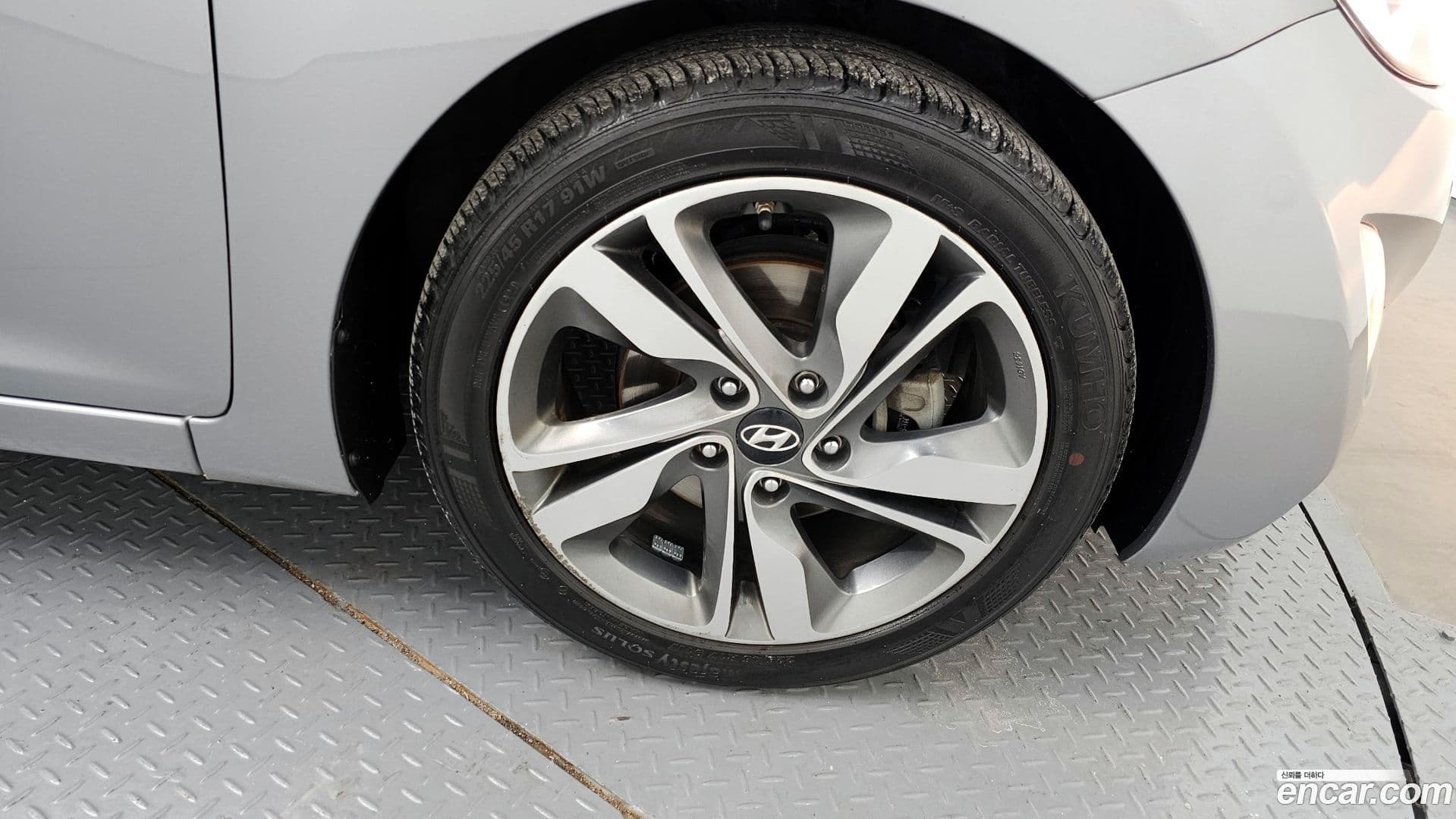 Main__Slider__Photo:AVANTE Hyundai 2014.0-4