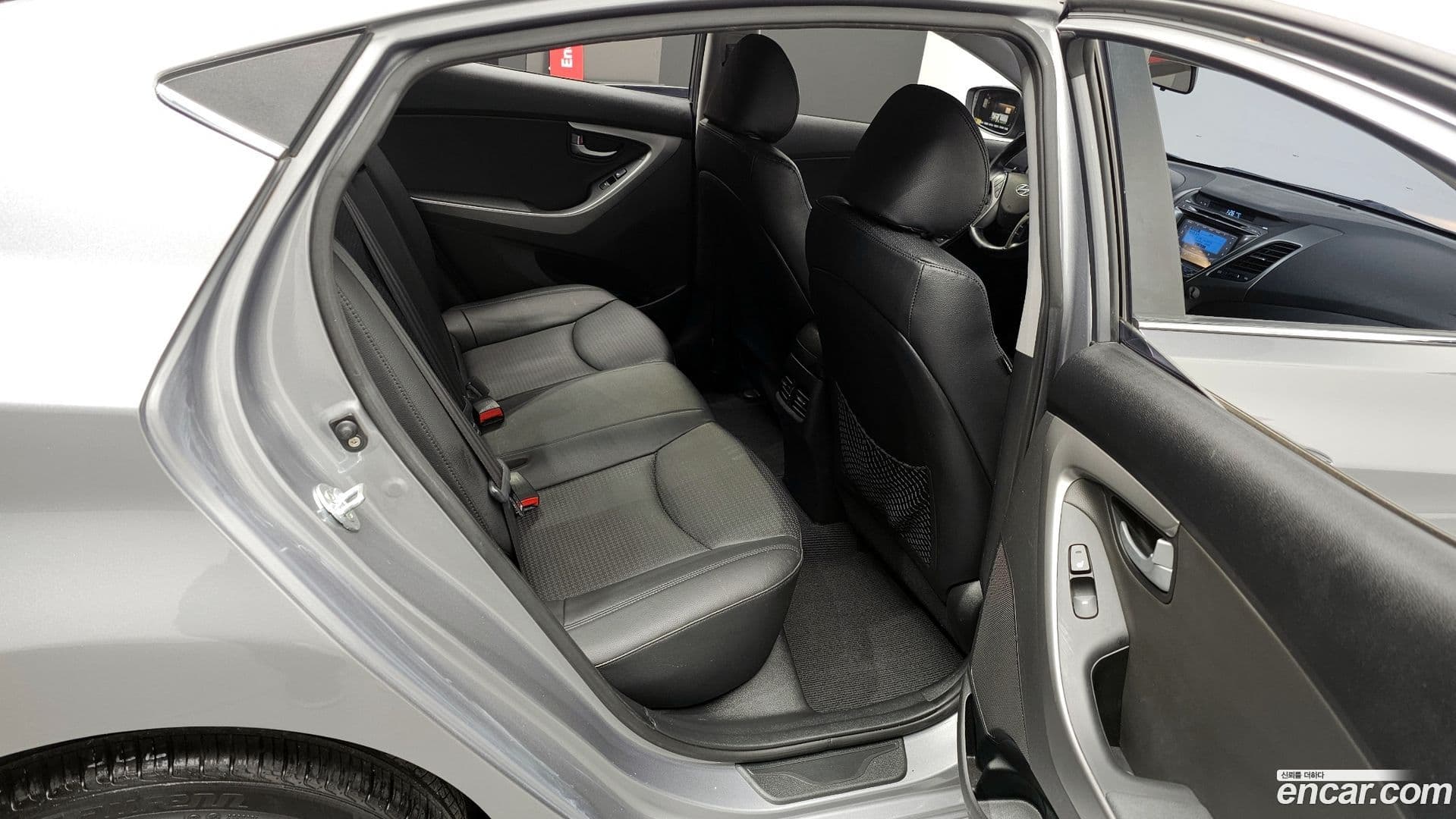 Main__Slider__Photo:AVANTE Hyundai 2014.0-11