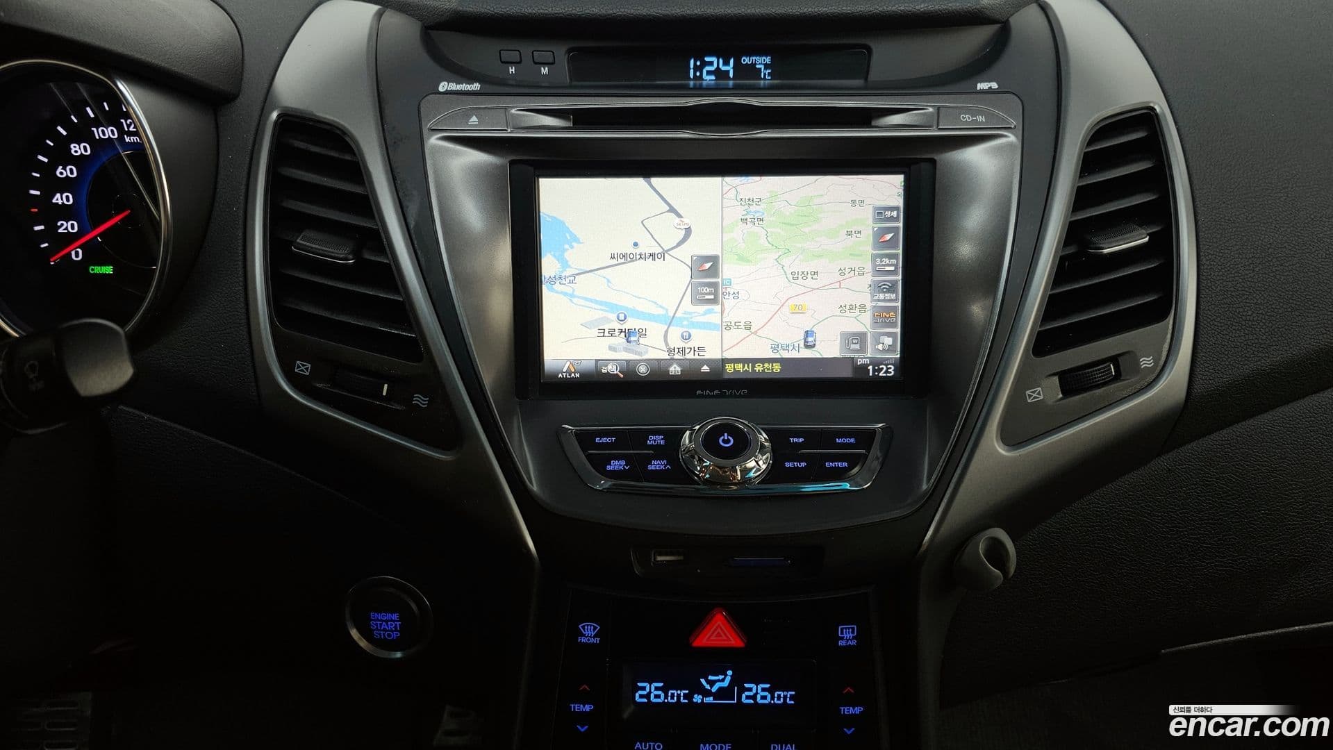 Main__Slider__Photo:AVANTE Hyundai 2014.0-13