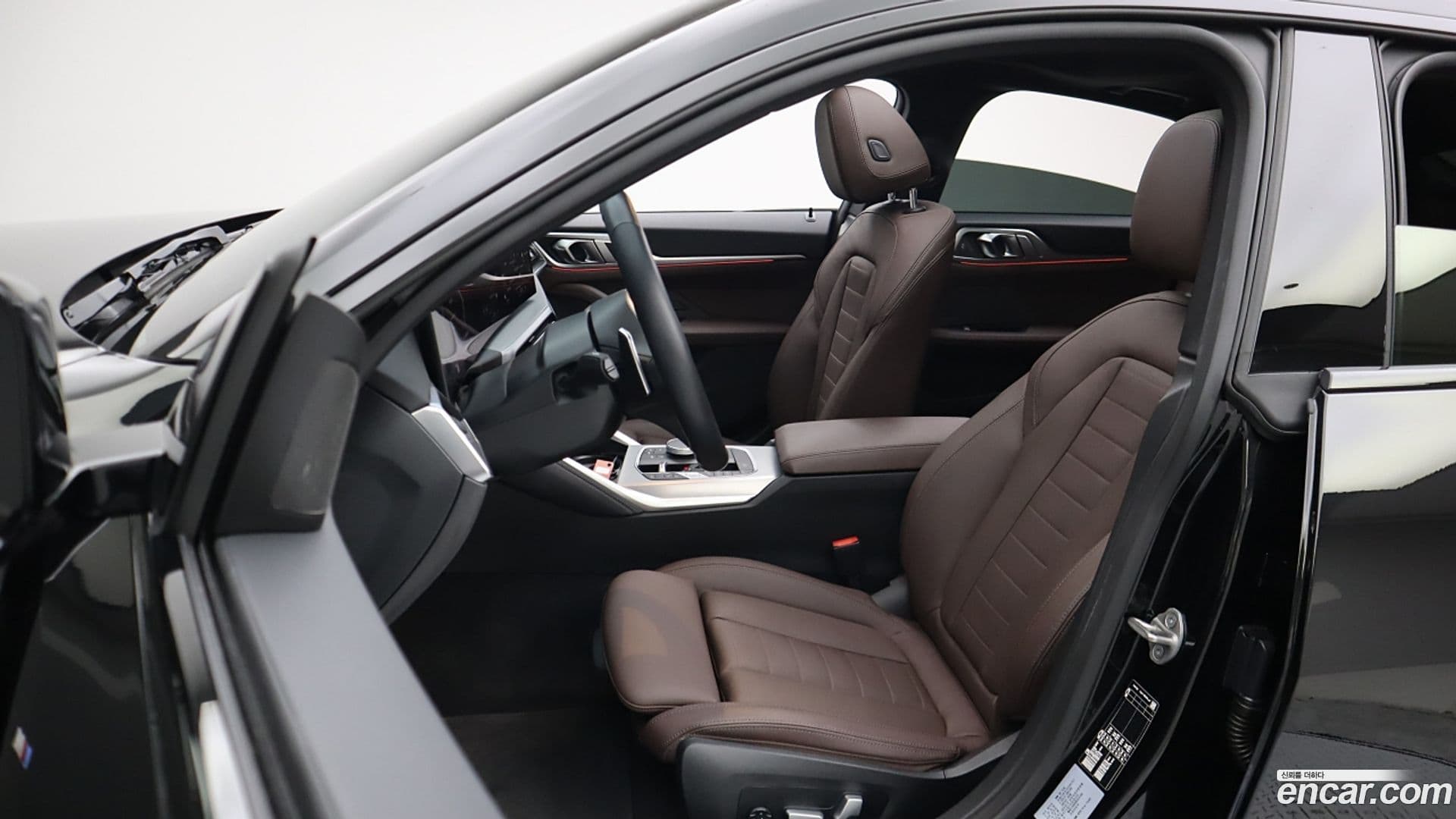 Main__Slider__Photo:4-Series BMW 2023.10-7