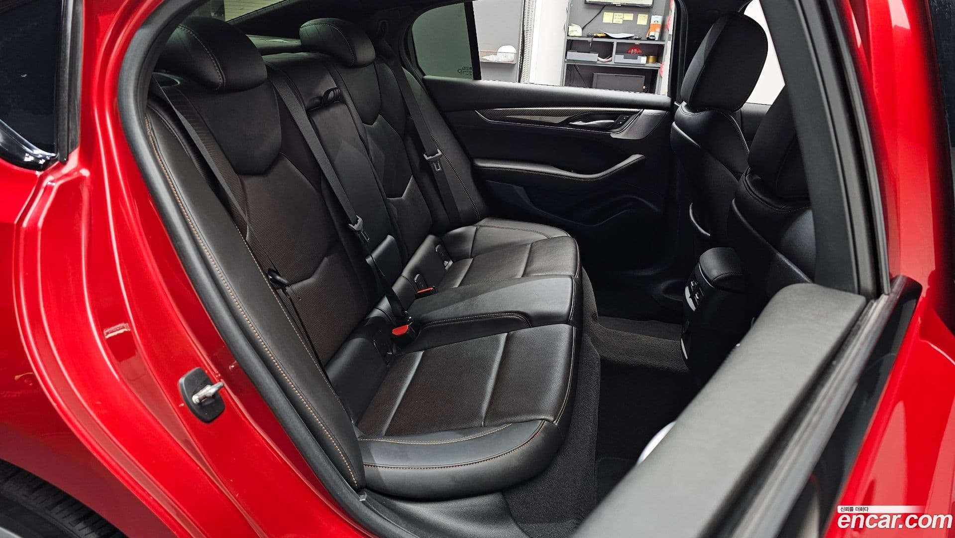 Main__Slider__Photo:CT5 Cadillac 2020.8-11