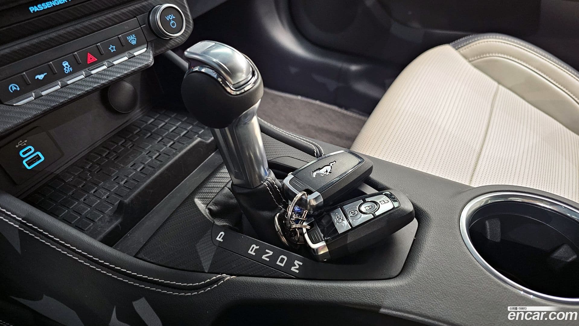 Main__Slider__Photo:Mustang Ford 2024.1-8