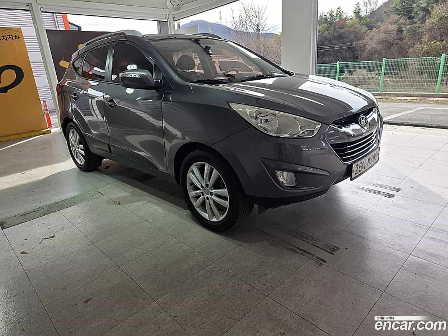 Tucson Hyundai 2010.0-OUTER-002