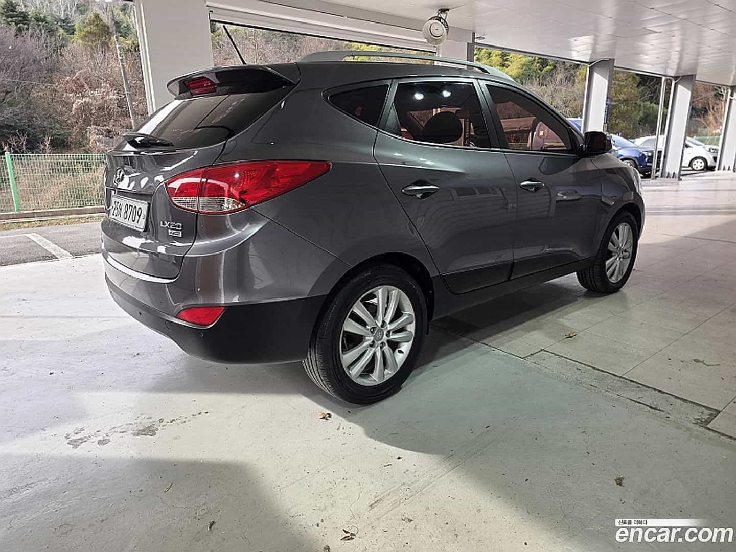 Tucson Hyundai 2010.0-OUTER-004