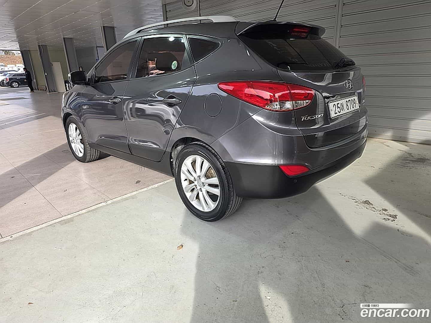 Tucson Hyundai 2010.0-OUTER-005