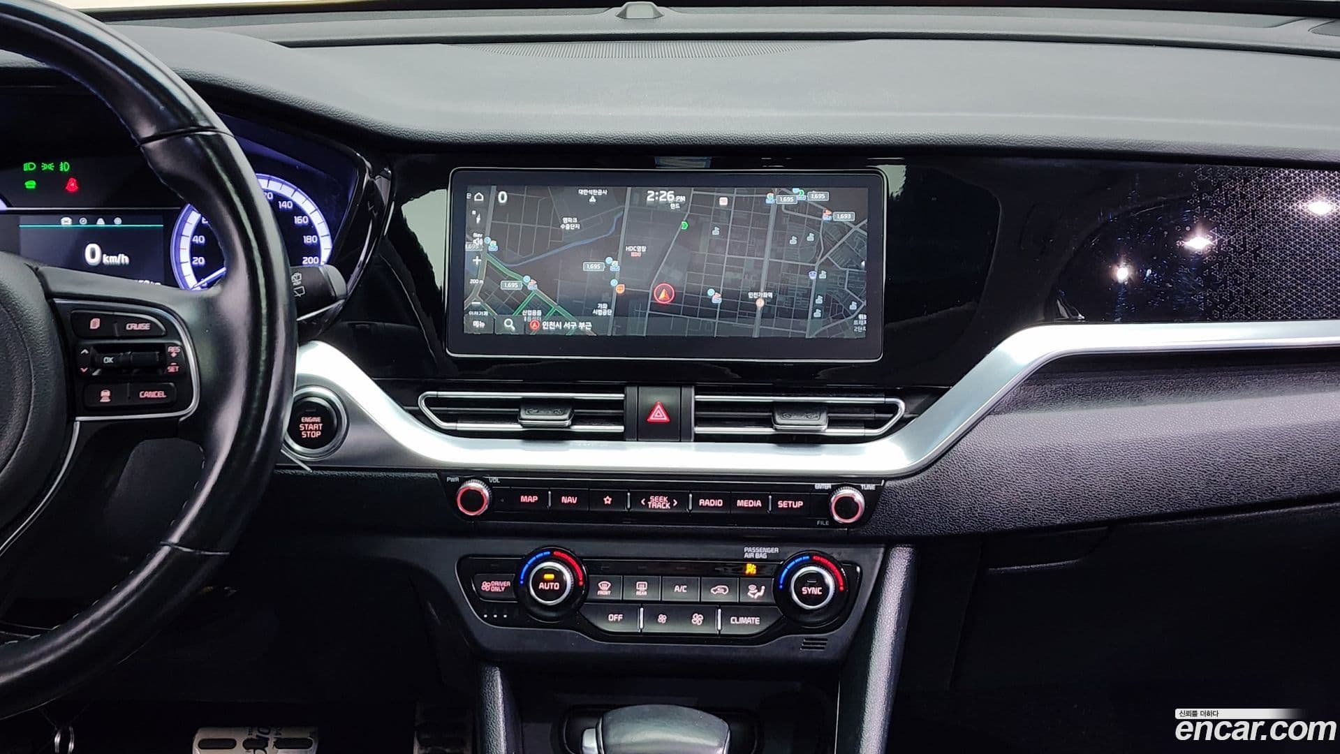 Main__Slider__Photo:Niro Kia 2019.9-13