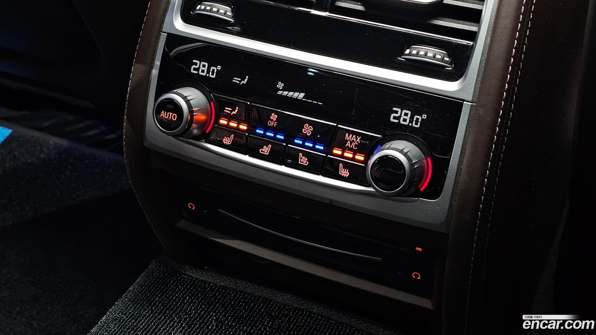 Main__Slider__Photo:7-Series BMW 2019.11-16