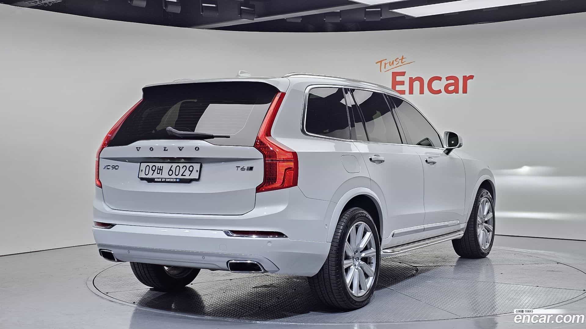 XC90 Volvo 2017.5-OUTER-002