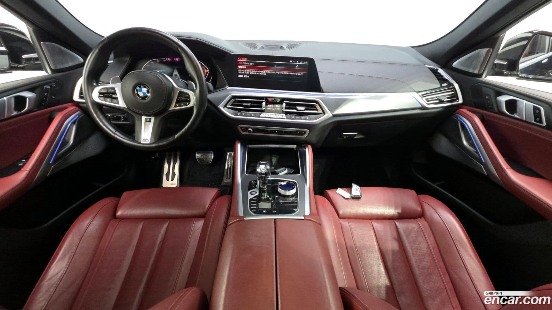 Main__Slider__Photo:X6 BMW 2021.6-6