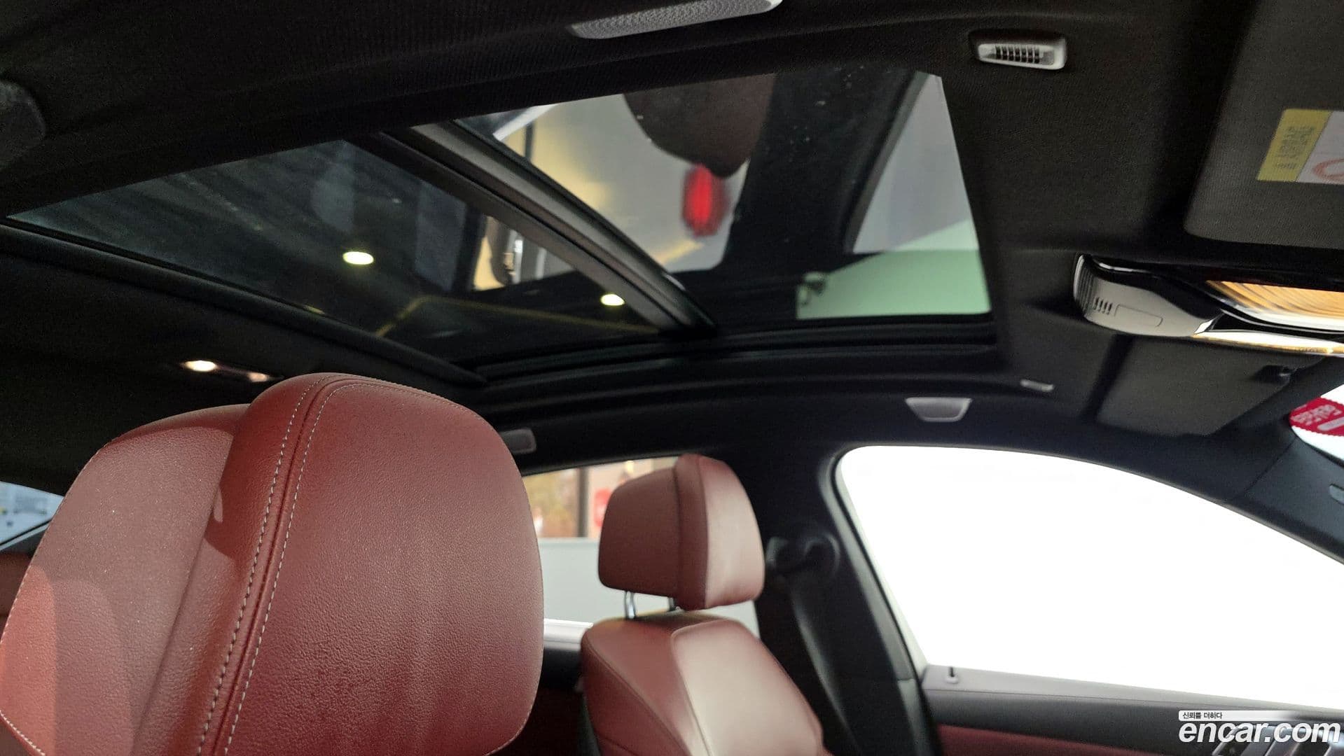 Main__Slider__Photo:X6 BMW 2021.6-16