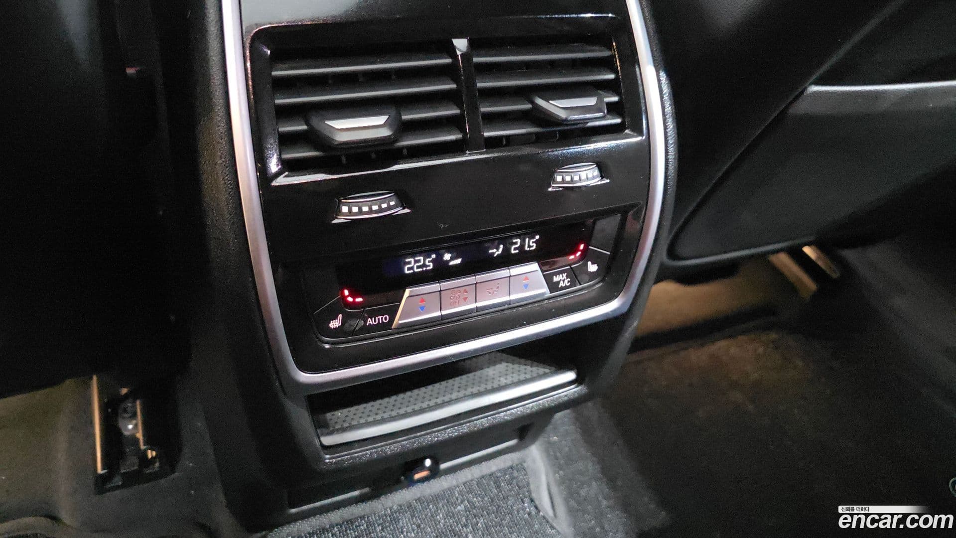 Main__Slider__Photo:X6 BMW 2021.6-17