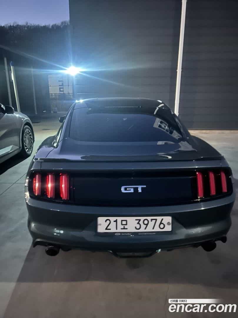Mustang Ford 2015.3-OUTER-002