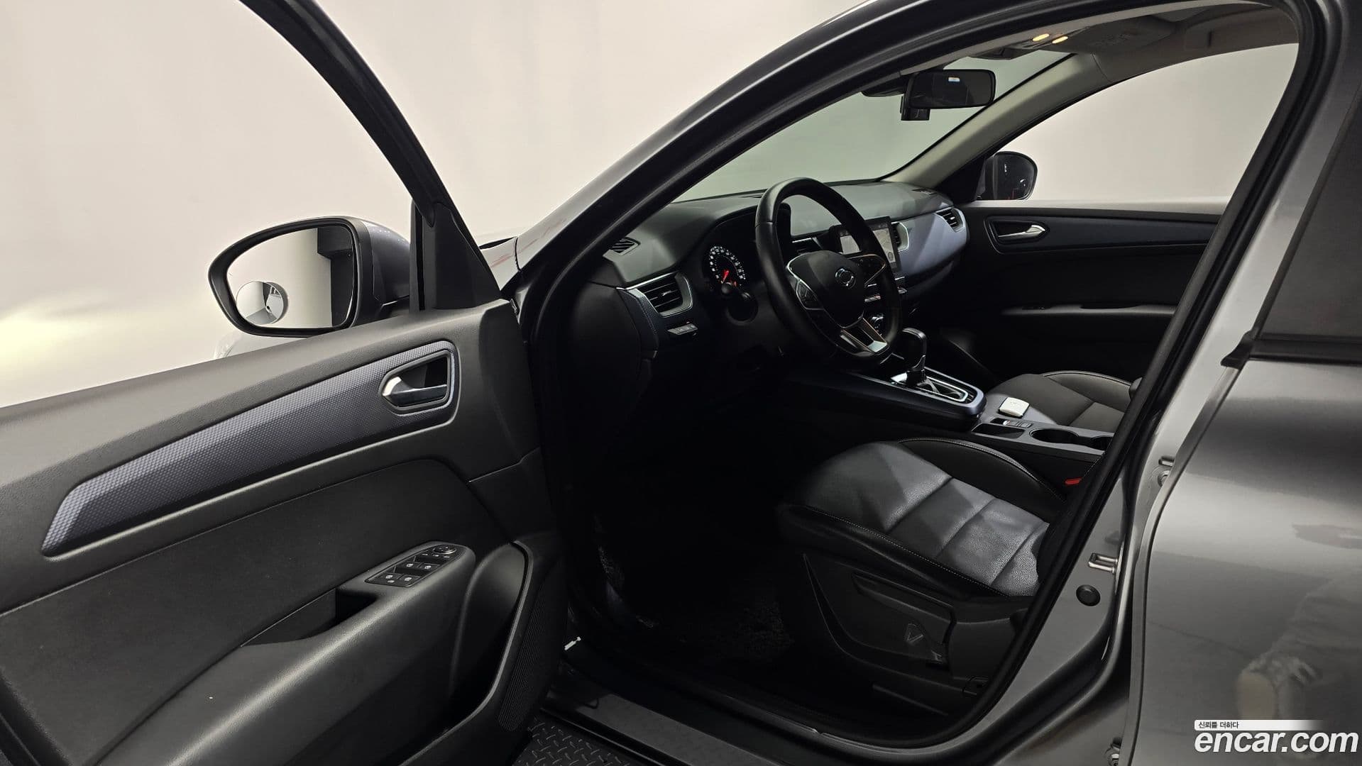 Main__Slider__Photo:XM3 Renault Korea 2022.2-9