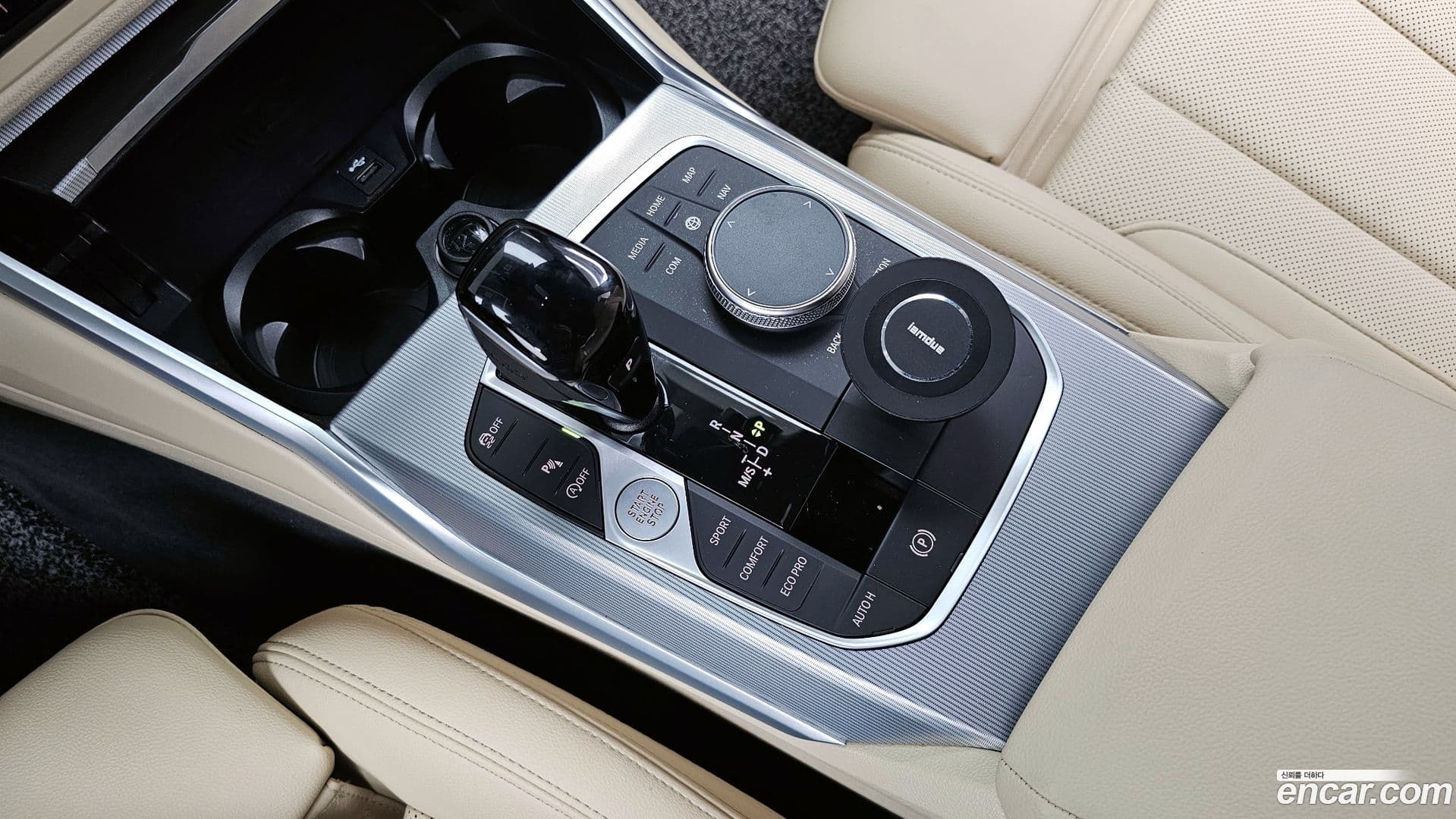 Main__Slider__Photo:3-Series BMW 2022.8-8