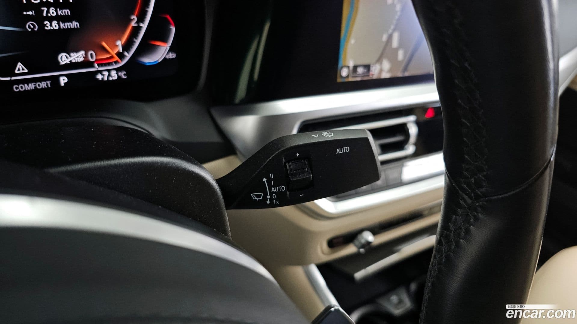 Main__Slider__Photo:3-Series BMW 2022.8-16