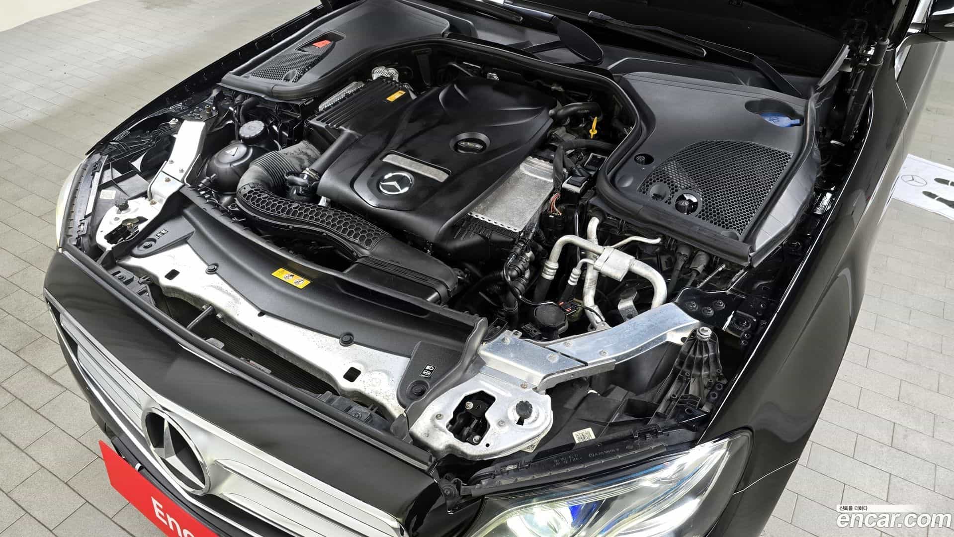 E-Class Mercedes-Benz 2016.9-INNER-006