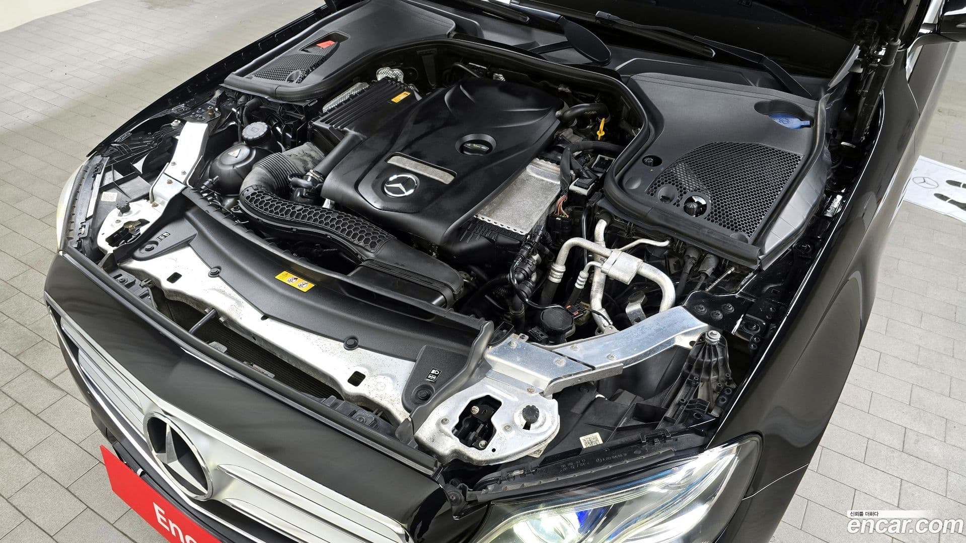 Main__Slider__Photo:E-Class Mercedes-Benz 2016.9-5