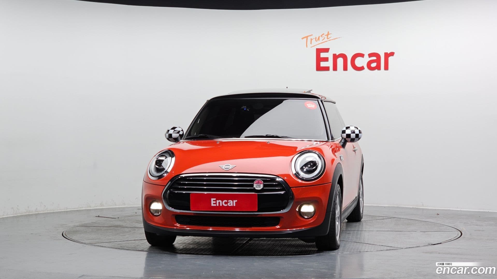 Main__Slider__Photo:Cooper Mini 2019.6-2