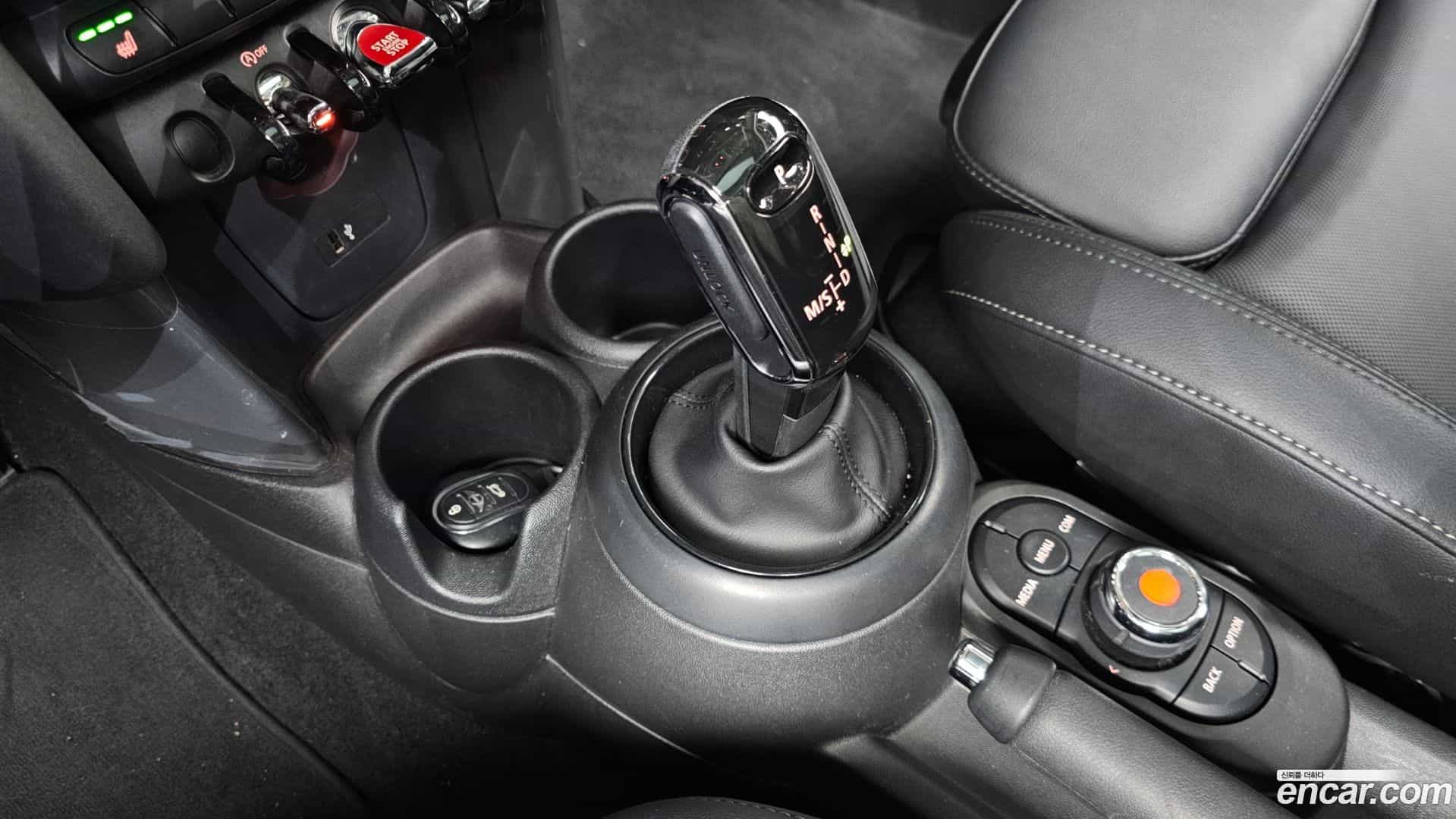 Cooper Mini 2019.6-INNER-009