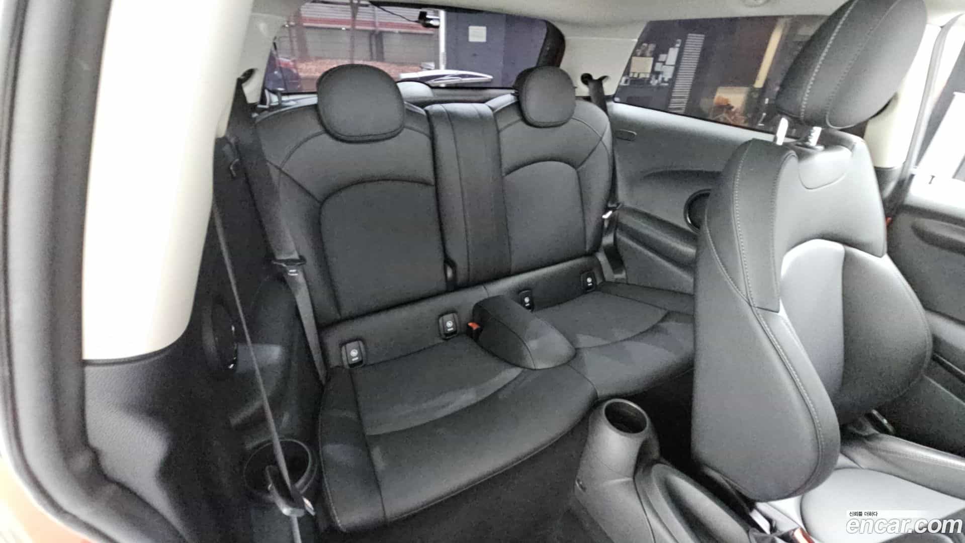 Cooper Mini 2019.6-OPTION-016