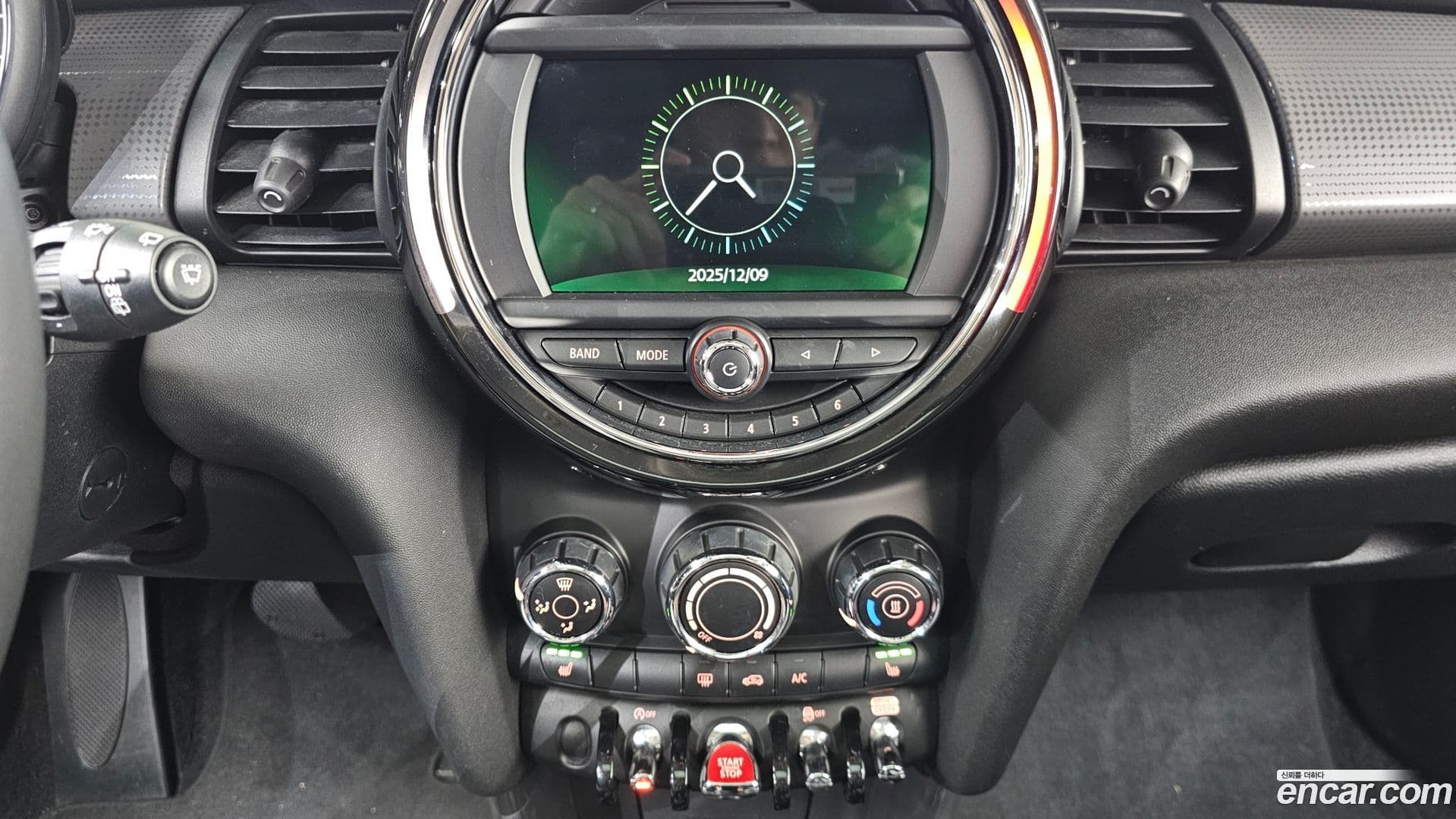 Main__Slider__Photo:Cooper Mini 2019.6-13