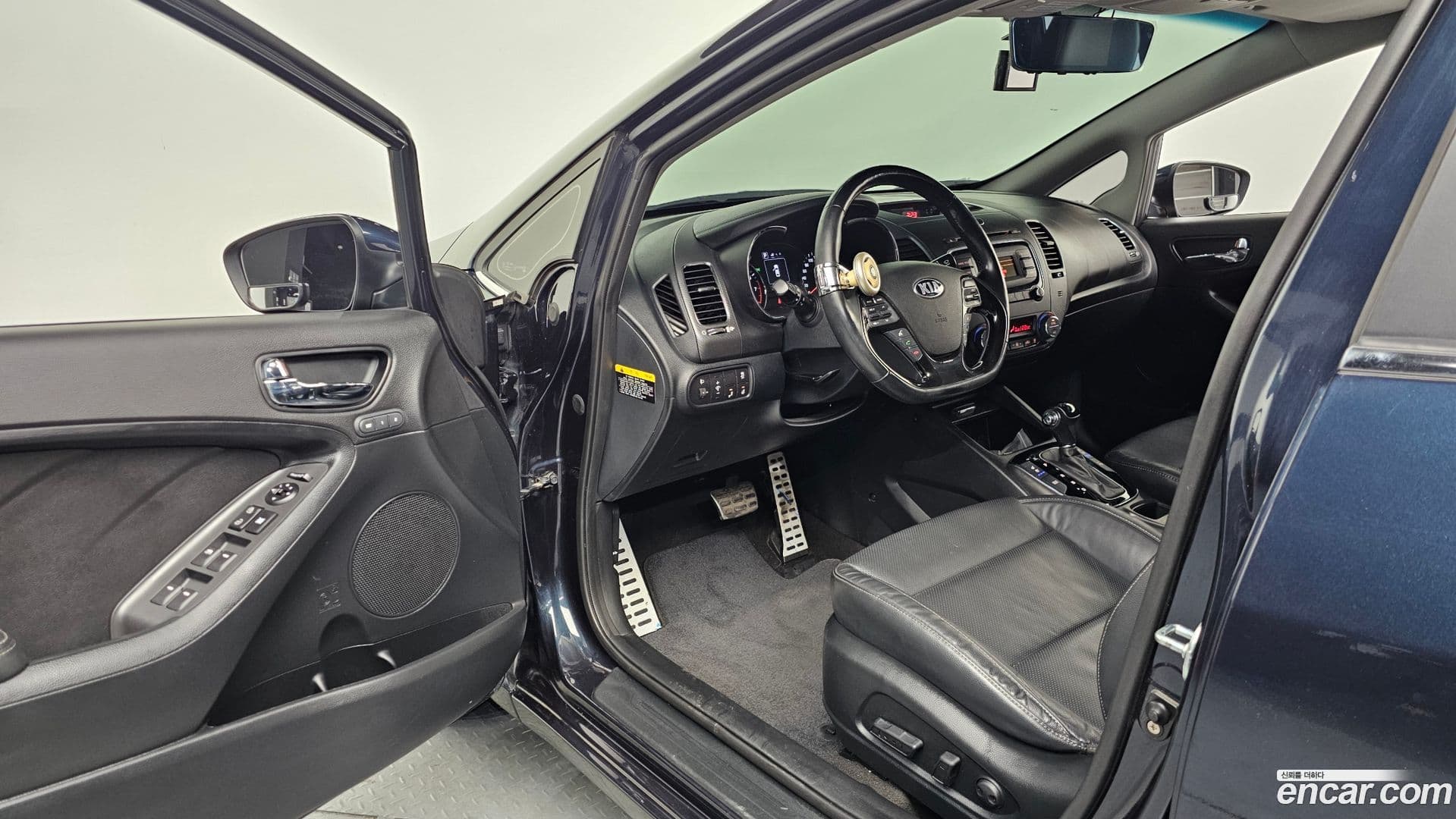 Main__Slider__Photo:K3 Kia 2016.6-9