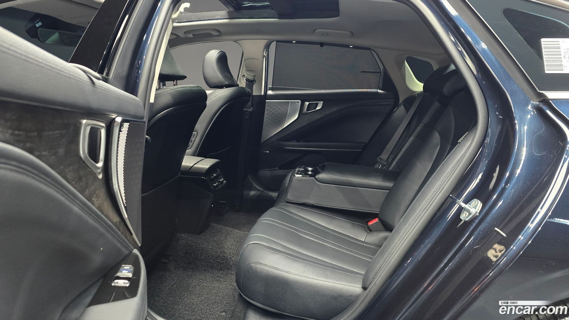 Main__Slider__Photo:K8 Kia 2021.5-11