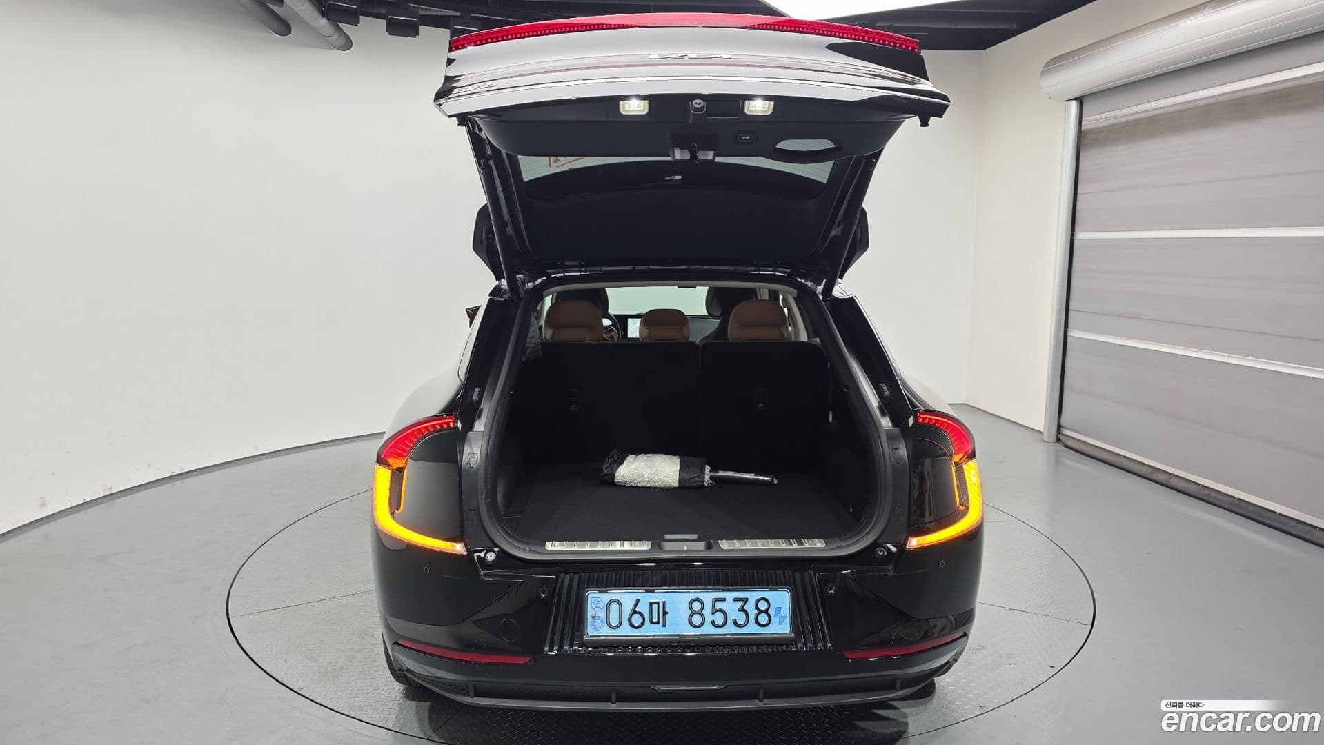 Main__Slider__Photo:EV6 Kia 2022.11-19