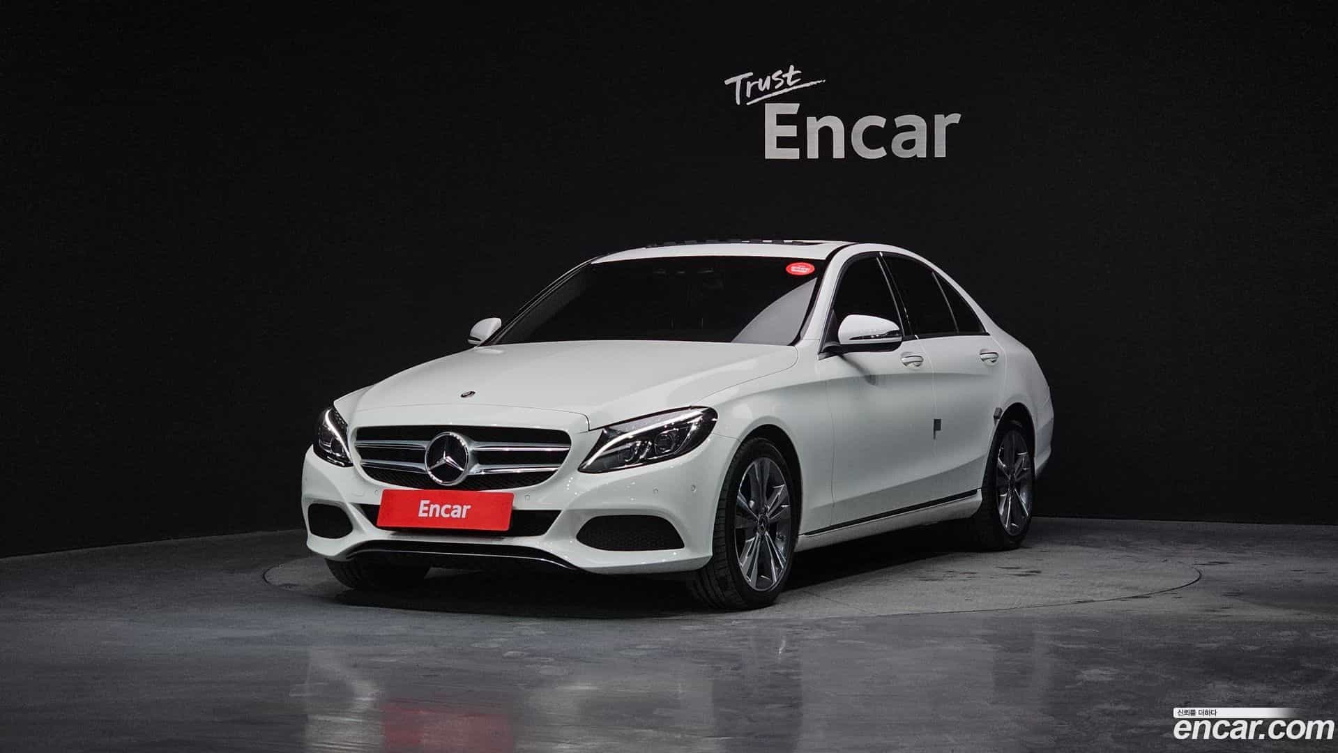 C-Class Mercedes-Benz 2018.0-OUTER-001