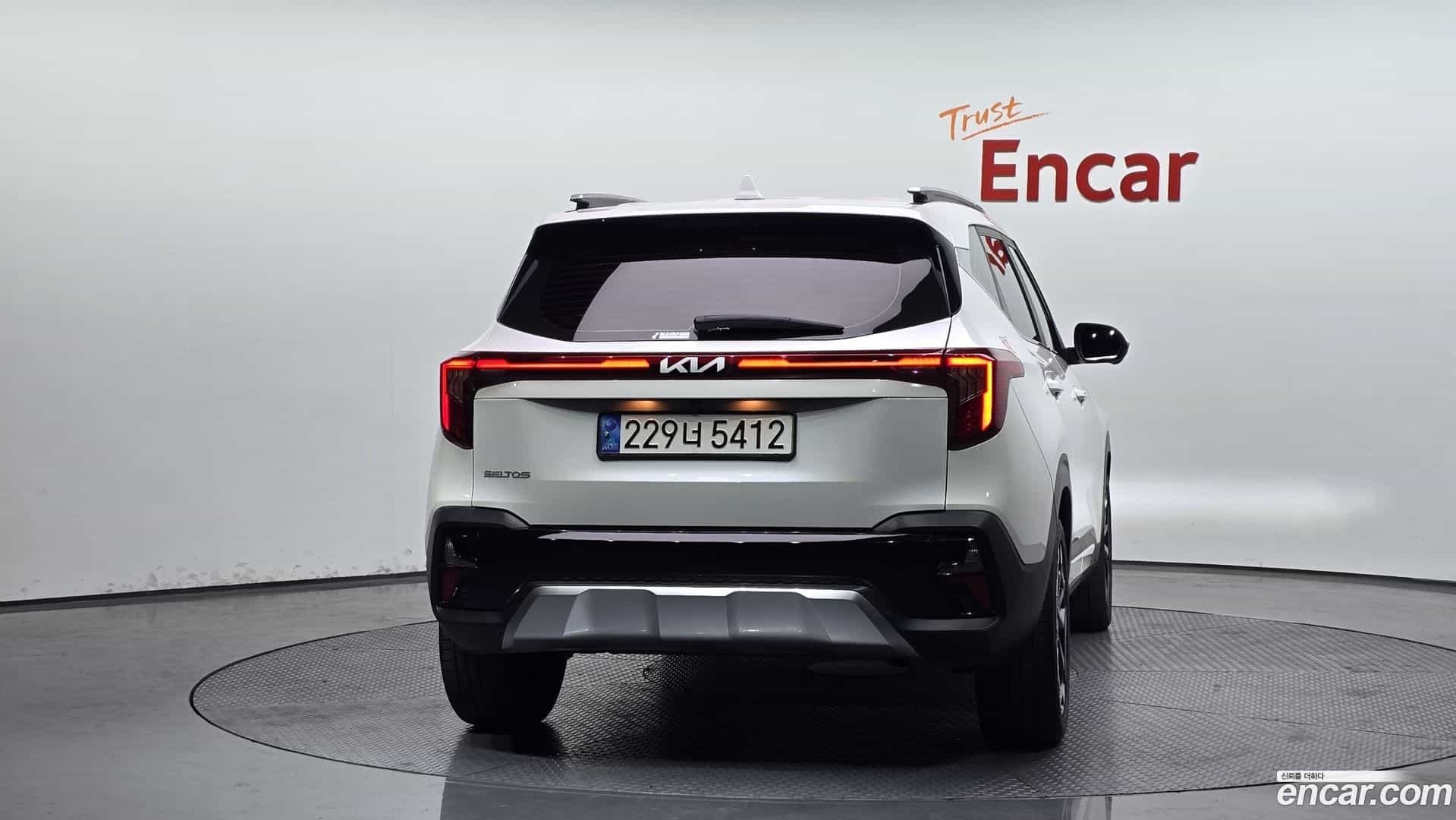 Seltos Kia 2023.0-OUTER-004