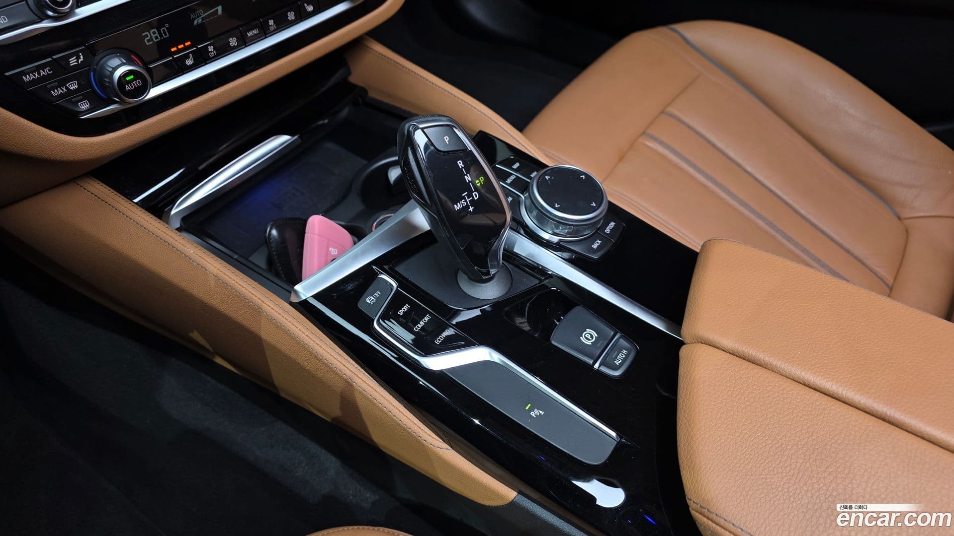 Main__Slider__Photo:5-Series BMW 2018.1-8