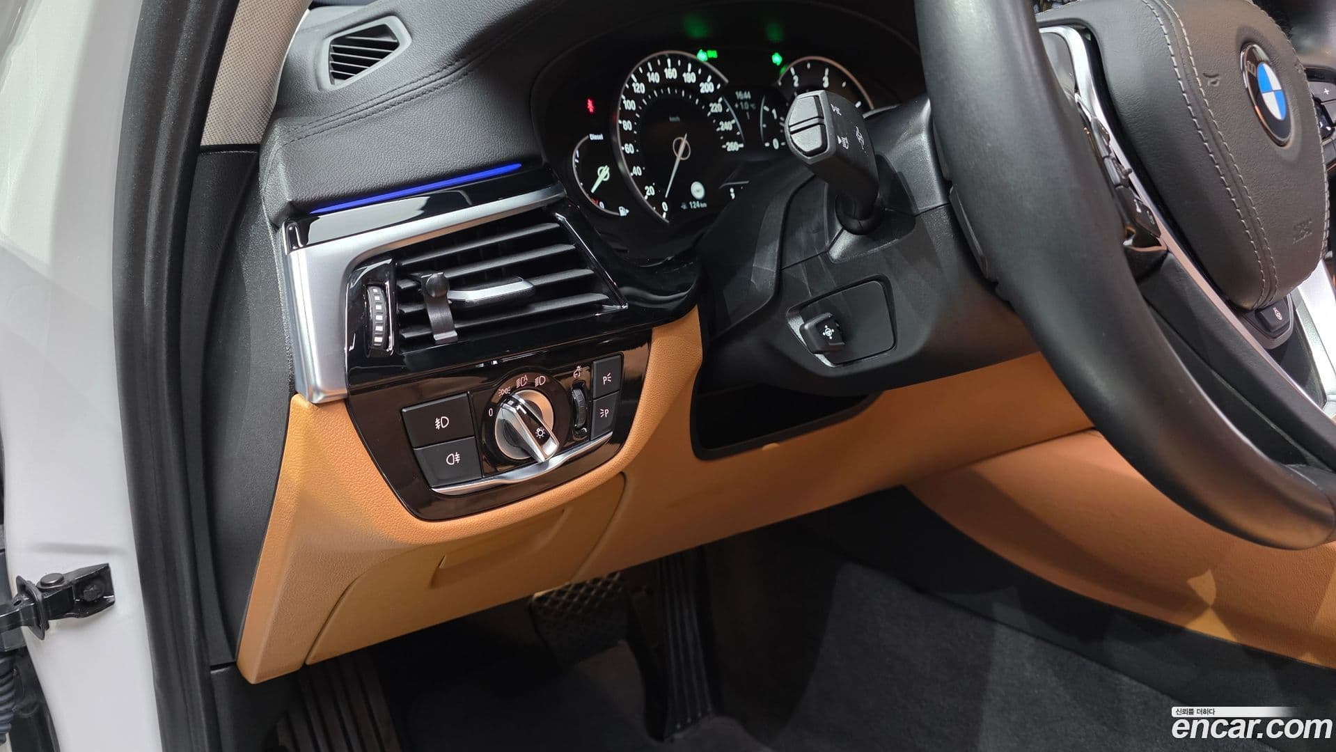 Main__Slider__Photo:5-Series BMW 2018.1-13