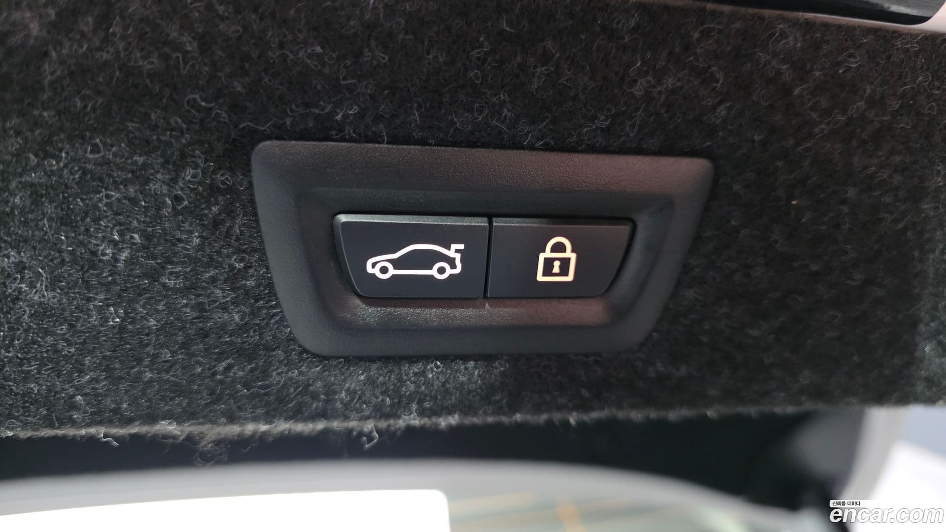 Main__Slider__Photo:5-Series BMW 2018.1-19