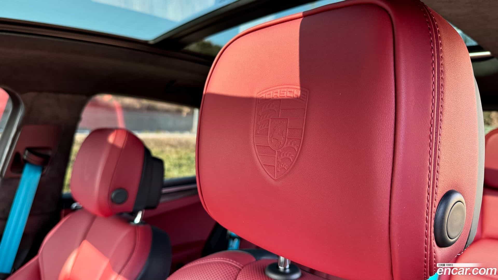 Macan Porsche 2023.2-OPTION-017