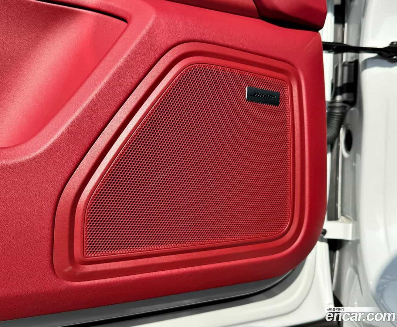 Macan Porsche 2023.2-OPTION-023