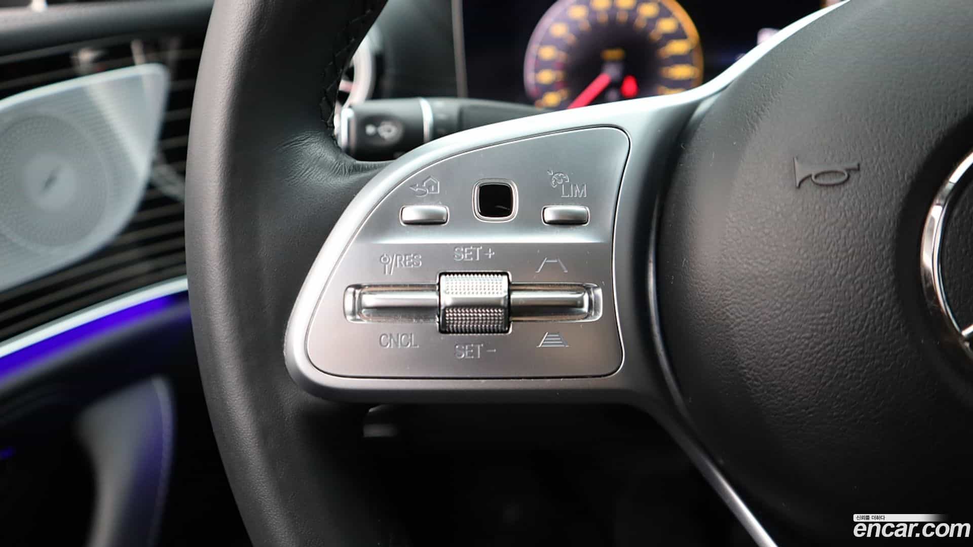 CLS-Class Mercedes-Benz 2019.9-OPTION-015