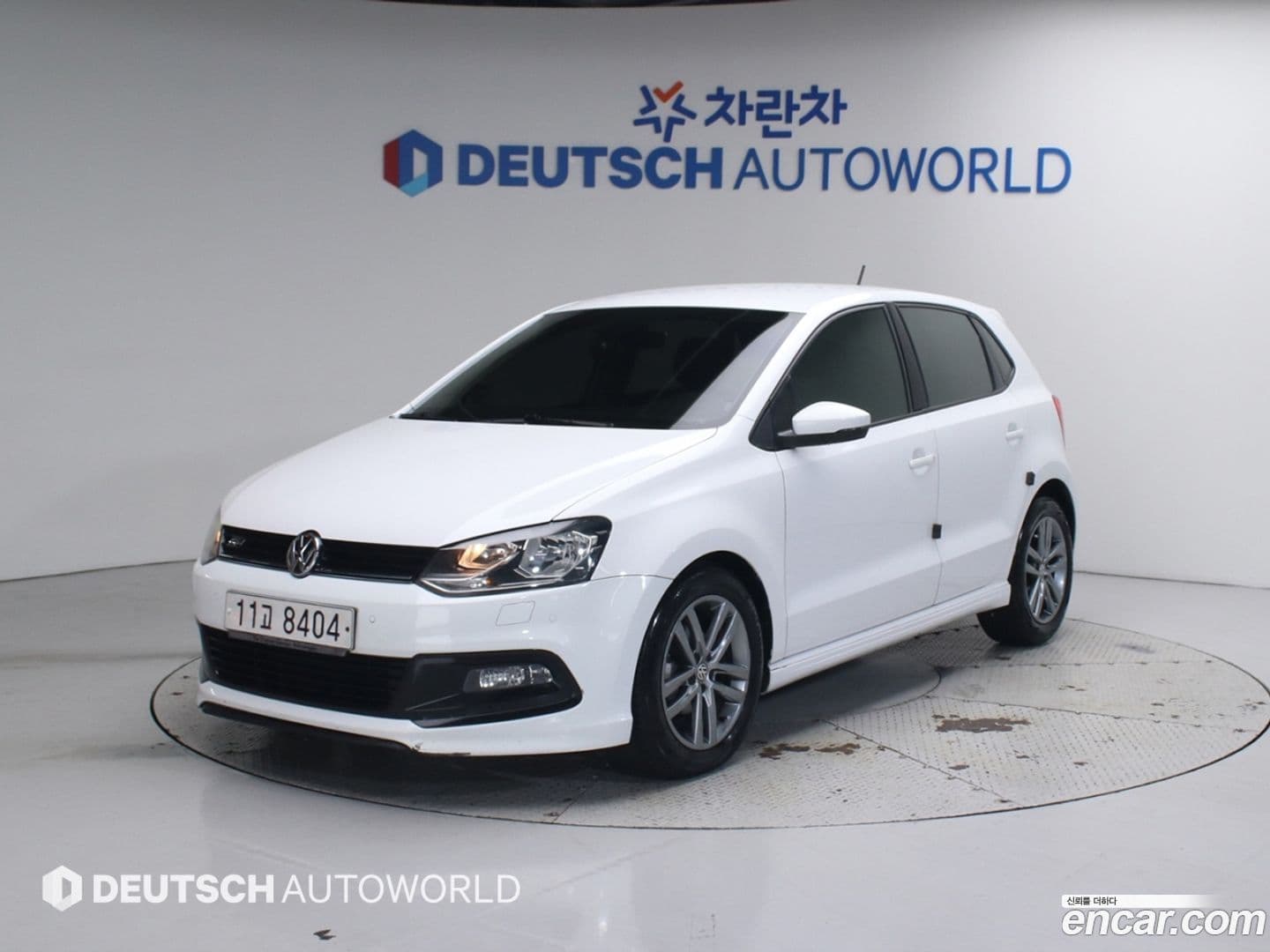 Main__Slider__Photo:Polo Volkswagen 2015.5-0