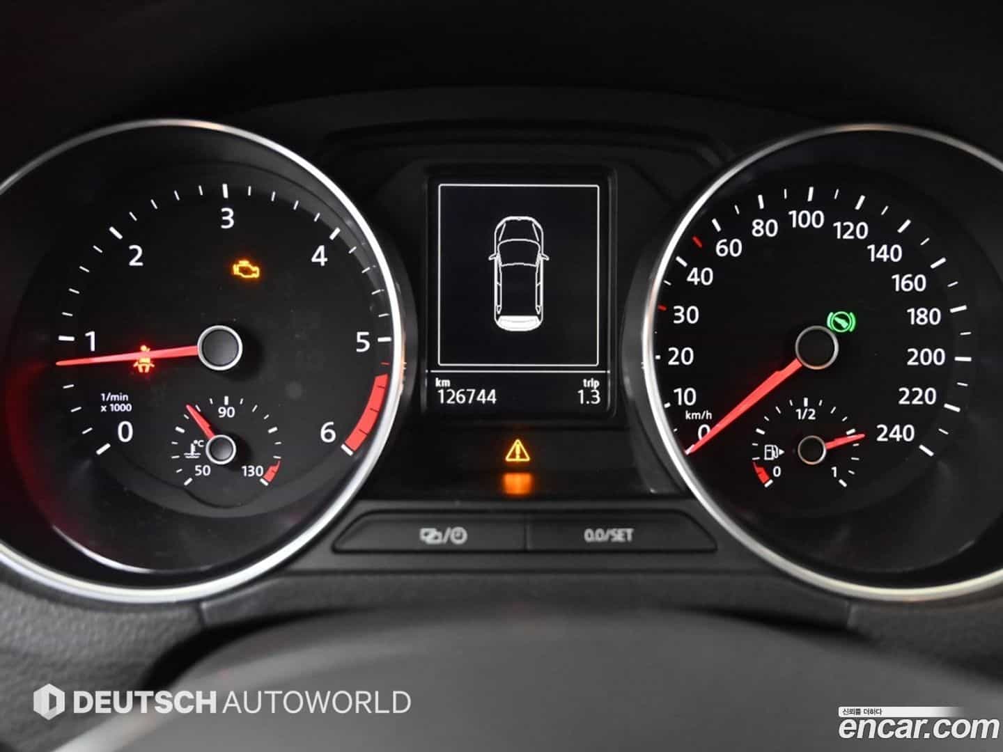 Polo Volkswagen 2015.5-INNER-008