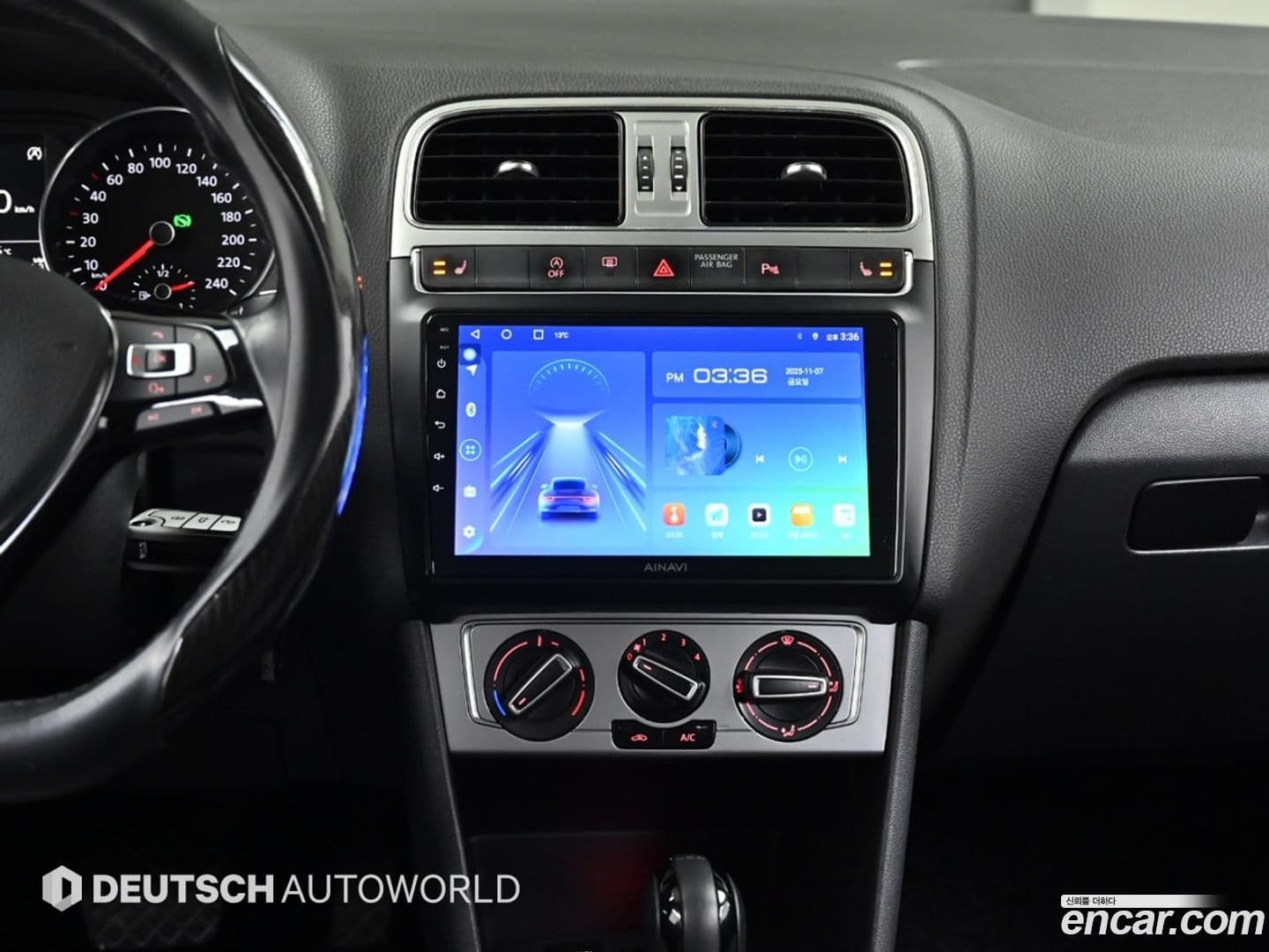 Main__Slider__Photo:Polo Volkswagen 2015.5-13