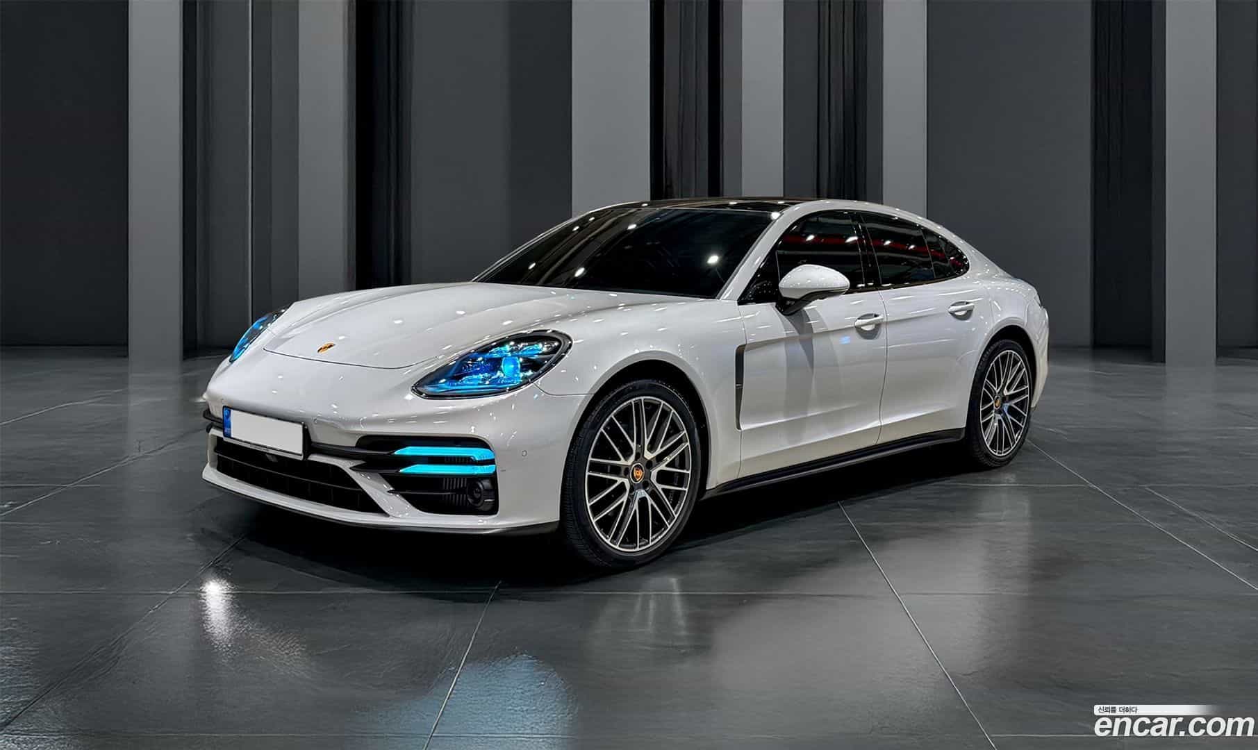 Panamera Porsche 2022.5-OUTER-001