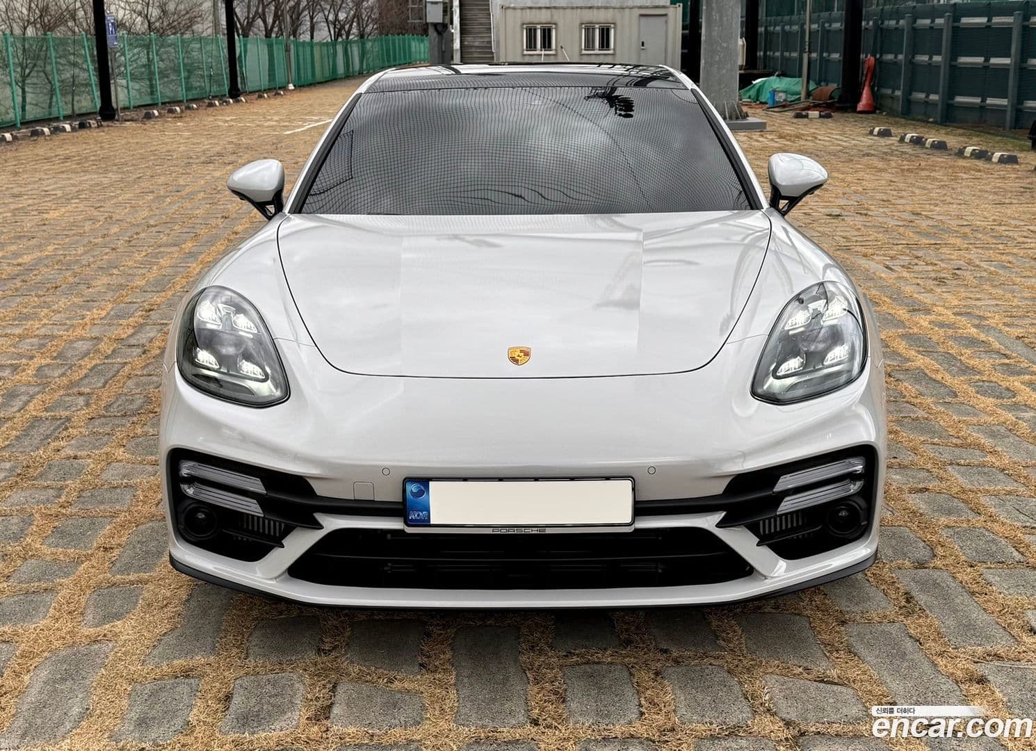 Main__Slider__Photo:Panamera Porsche 2022.5-1