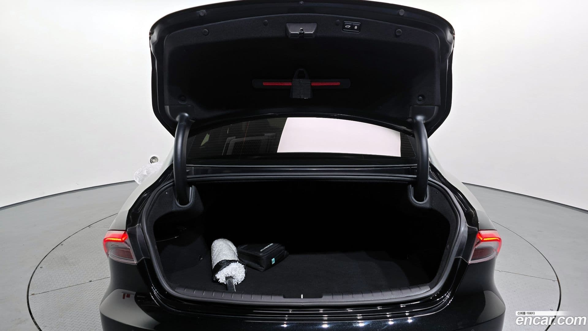 Main__Slider__Photo:Grandeur Hyundai 2020.4-19